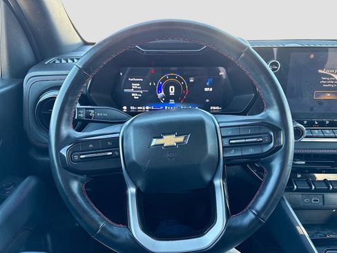 Used 2024 Chevrolet Colorado Z71 w/ Z71 Convenience Package 2 image 11