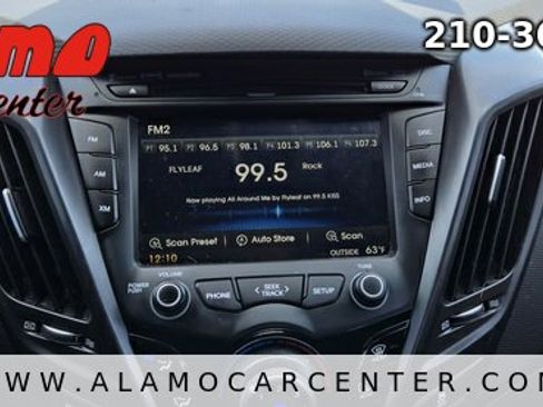 Used 2016 Hyundai Veloster Turbo image 38