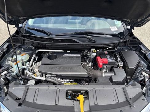 Used 2023 Nissan Rogue SV AWD/4WD image 25