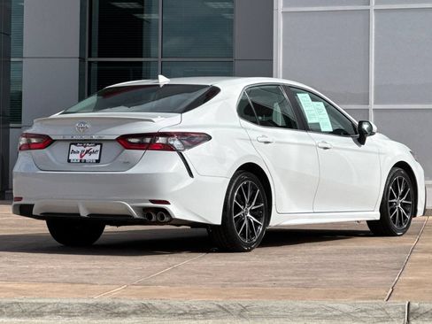 Certified 2024 Toyota Camry SE w/ Convenience Package FWD image 4