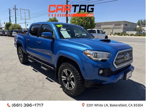 Used 2017 Toyota Tacoma TRD Sport w/ Tow Package RWD image 1