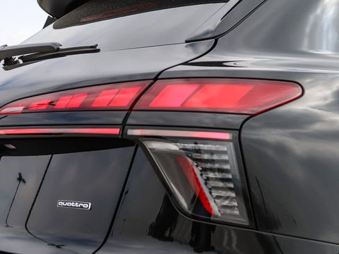 New 2026 Audi Q3 quattro 2.0T image 10