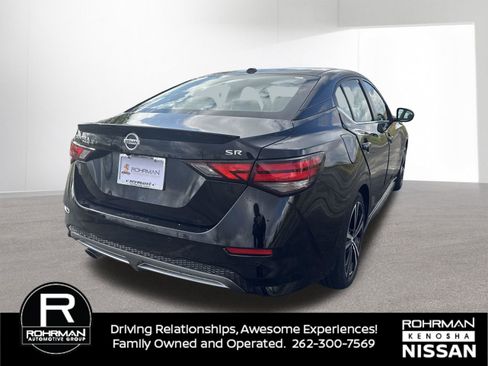 Certified 2023 Nissan Sentra SR w/ SR Premium Package FWD image 4