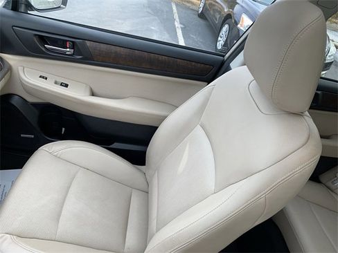 Used 2016 Subaru Outback 2.5i Limited image 31