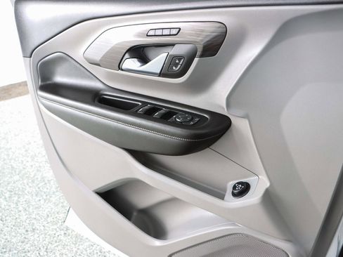 Used 2023 GMC Terrain SLT AWD/4WD image 21