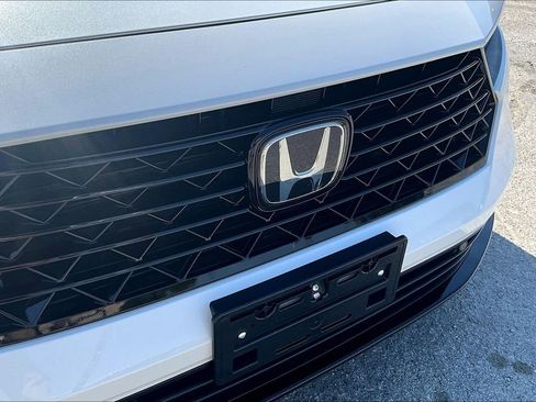 Certified 2025 Honda Accord Touring image 33