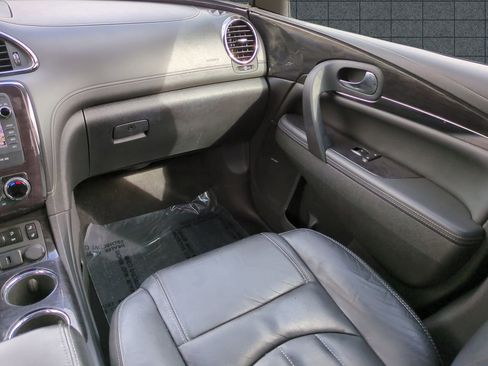 Used 2015 Buick Enclave Leather image 17
