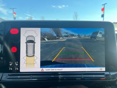 Certified 2024 Volkswagen Atlas Peak Edition SEL image 18