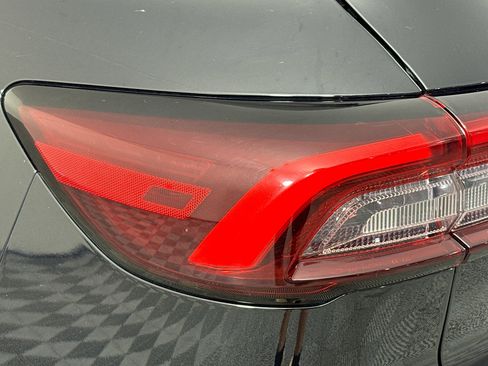 Used 2024 Ford Escape Platinum image 35