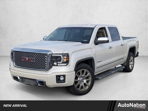 Used 2015 GMC Sierra 1500 Denali image 1