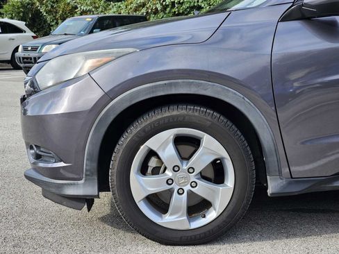 Used 2016 Honda HR-V EX image 8