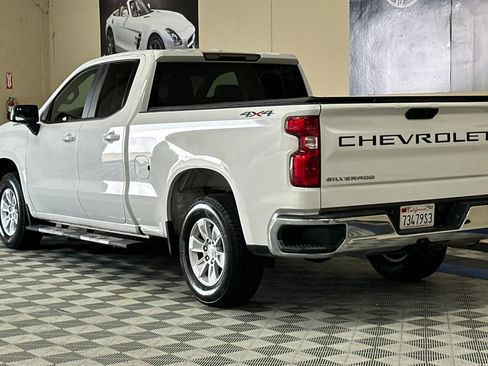 Used 2020 Chevrolet Silverado 1500 LT w/ Trailering Package AWD/4WD image 6