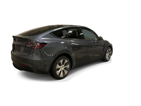 Certified 2023 Tesla Model Y Long Range AWD/4WD image 6