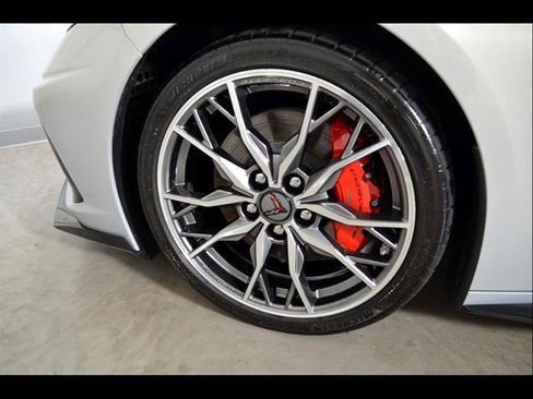 Used 2024 Chevrolet Corvette Stingray Preferred Cpe w/ Z51 Performance Package RWD image 10
