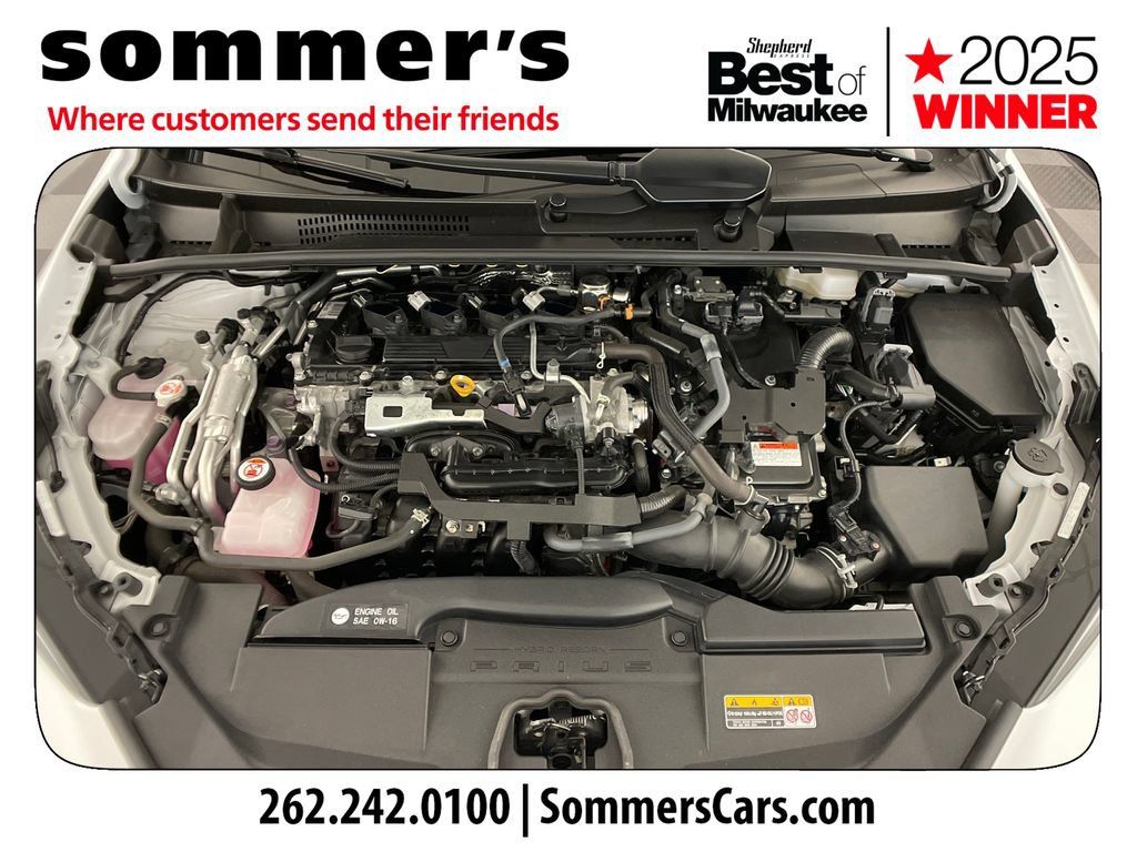 Used 2023 Toyota Prius Prime Premium FWD image 19
