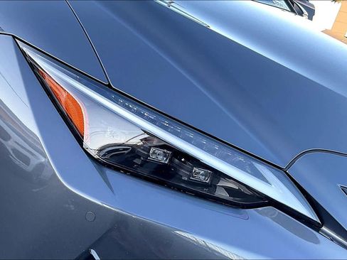 Used 2025 Lexus IS 350 F Sport image 31