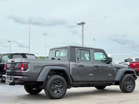 Used 2022 Jeep Gladiator Sport AWD/4WD image 34