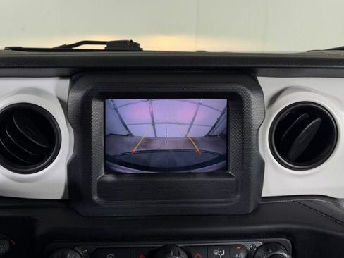Used 2021 Jeep Wrangler Unlimited Sport AWD/4WD image 13