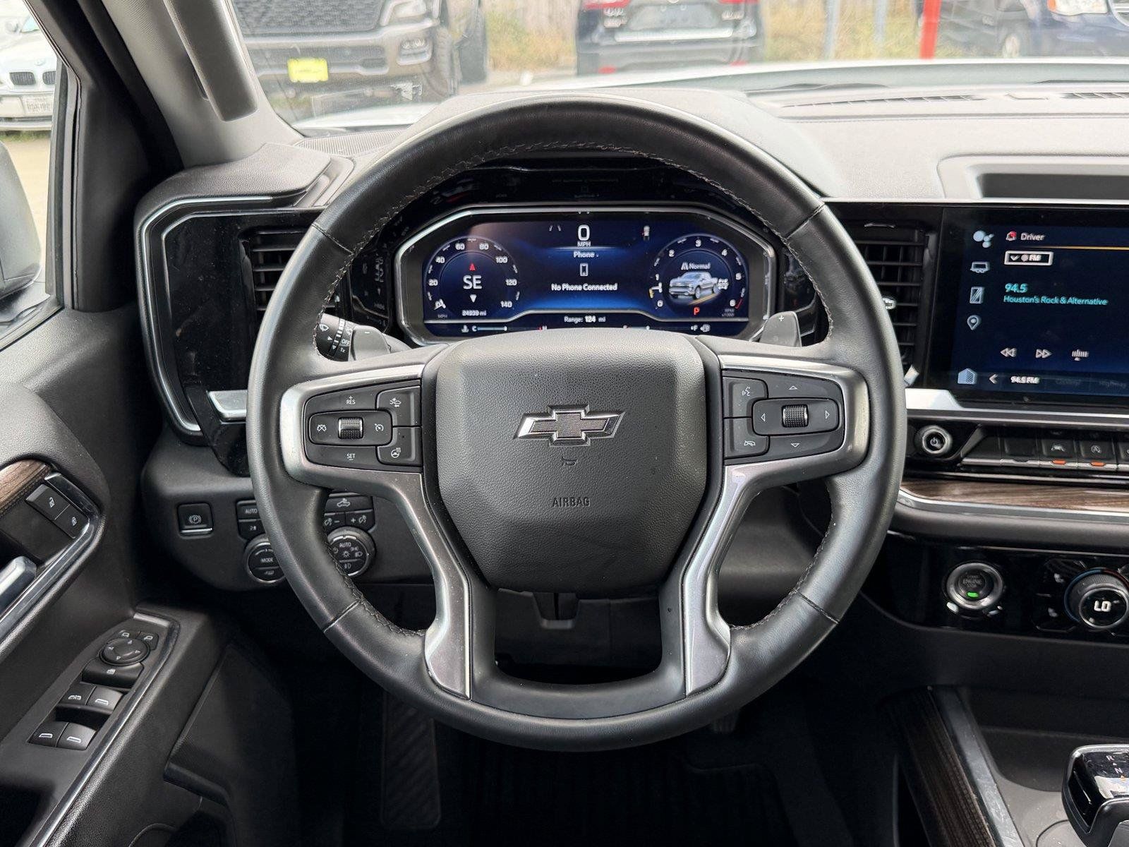 Used 2023 Chevrolet Silverado 1500 RST w/ Z71 Off-Road Package AWD/4WD image 20