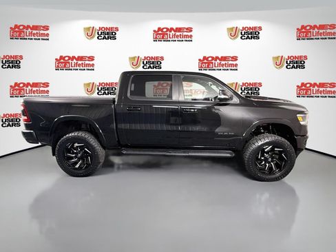 Used 2022 RAM 1500 Laramie AWD/4WD image 19