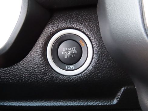 Certified 2024 RAM 1500 Laramie AWD/4WD image 11