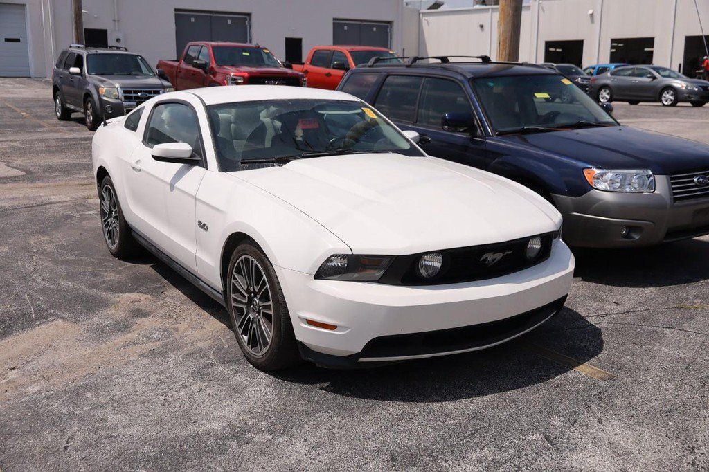 Used 2011 Ford Mustang GT Premium w/ Comfort Pkg RWD image 1