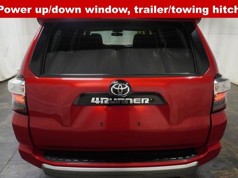 Used 2019 Toyota 4Runner TRD Off-Road Premium AWD/4WD image 5