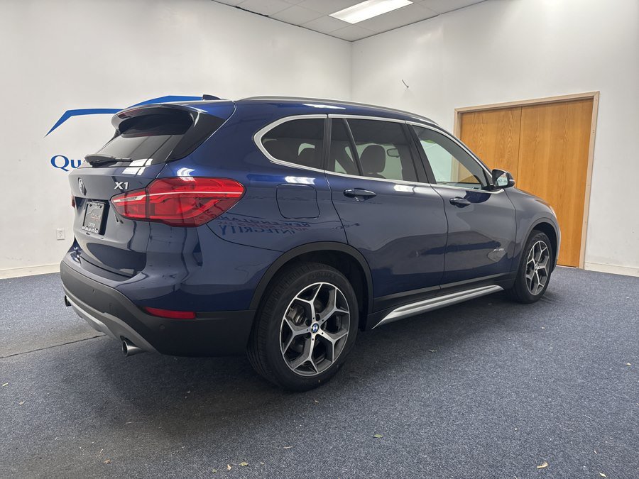 Used 2018 BMW X1 xDrive28i AWD/4WD image 3