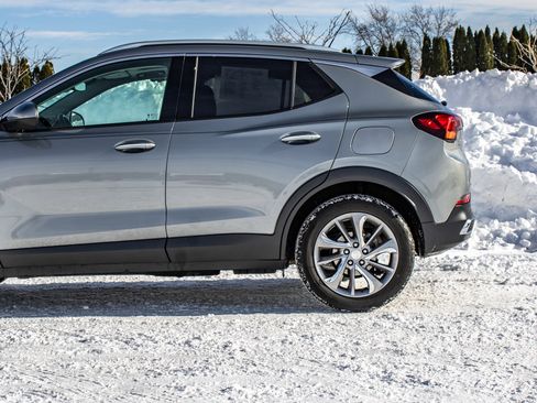 Used 2023 Buick Encore GX Essence w/ Experience Buick Package image 38