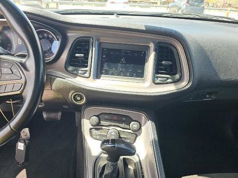 Used 2023 Dodge Challenger SXT RWD image 11