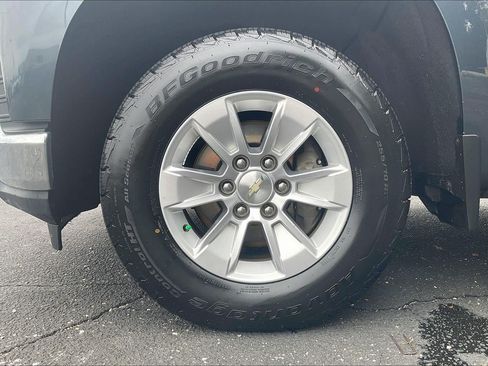 Used 2019 Chevrolet Silverado 1500 LT AWD/4WD image 9