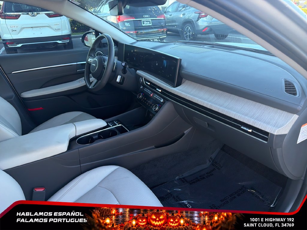 Used 2025 Hyundai Sonata Limited FWD image 32