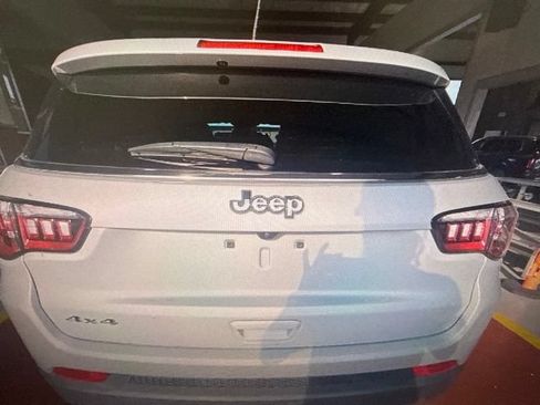 Used 2025 Jeep Compass Sport AWD/4WD image 5