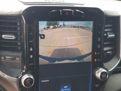 Used 2023 RAM 1500 Laramie RWD image 26