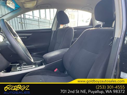Used 2013 Nissan Altima 2.5 S FWD image 34