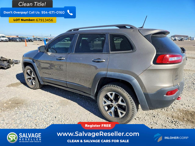 Used 2016 Jeep Cherokee Trailhawk w/ Leather Interior Group AWD/4WD image 3