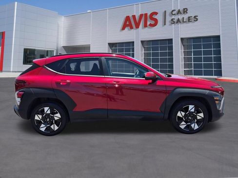 Used 2025 Hyundai Kona SEL FWD image 5