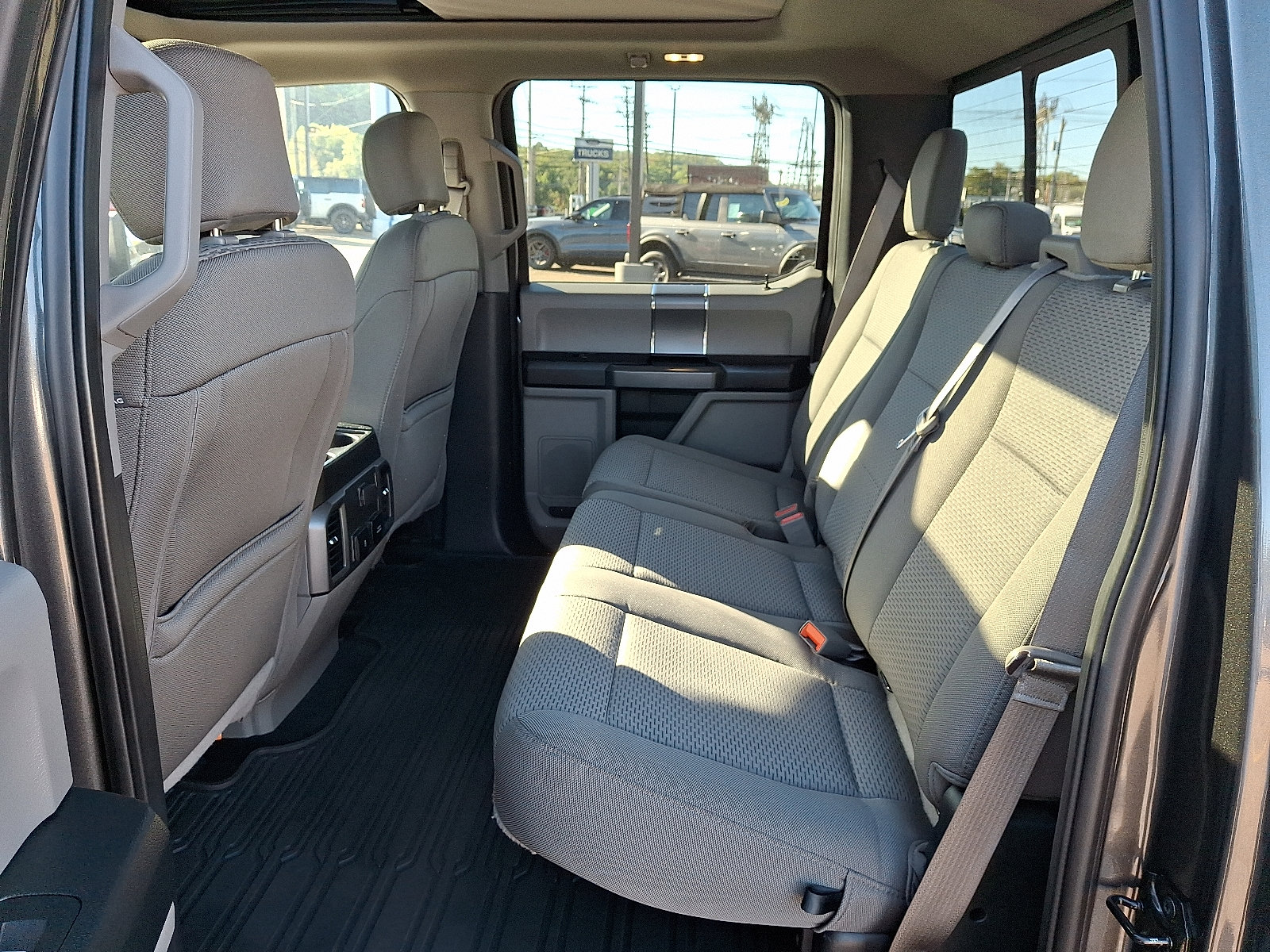 Used 2020 Ford F150 XLT w/ Equipment Group 302A Luxury AWD/4WD image 10