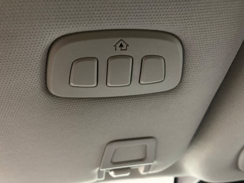 Used 2026 Lincoln Nautilus Premier w/ Equipment Group 102A image 38