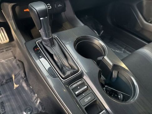 Used 2022 Honda Civic Sport image 28