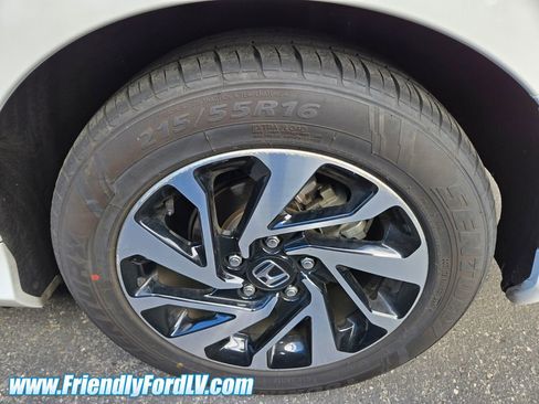 Used 2016 Honda Civic LX-P image 4