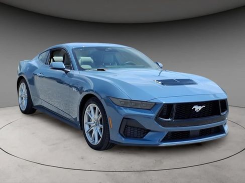 Certified 2025 Ford Mustang GT Premium RWD image 13