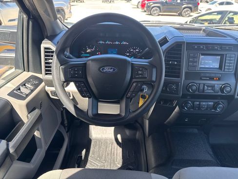 Used 2019 Ford F250 XL w/ STX Appearance Package AWD/4WD image 13