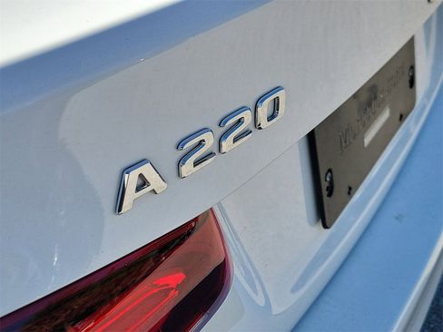 Used 2022 Mercedes-Benz A 220 4MATIC image 6