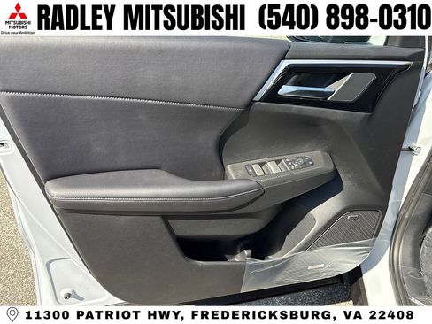 New 2026 Mitsubishi Outlander Trail Edition AWD/4WD image 5