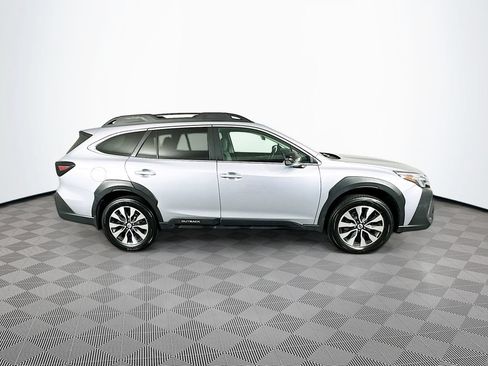 Used 2023 Subaru Outback Limited AWD/4WD image 11