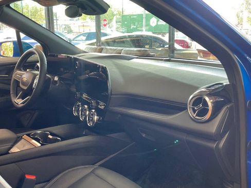 Used 2024 Chevrolet Blazer EV LT AWD/4WD image 25