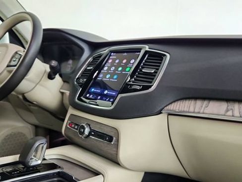 Certified 2023 Volvo XC90 B5 Plus w/ Protection Package Premier AWD/4WD image 35