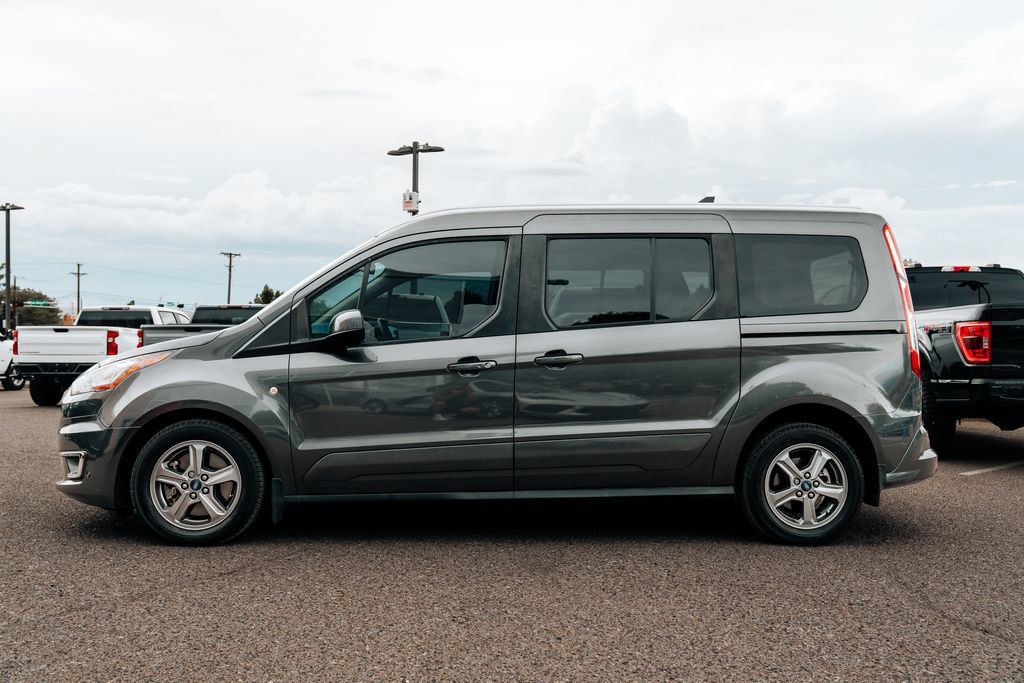 Used 2019 Ford Transit Connect Titanium w/ Titanium Premium Package FWD image 4