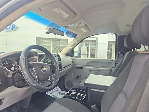 Used 2013 Chevrolet Silverado 3500 W/T RWD image 20